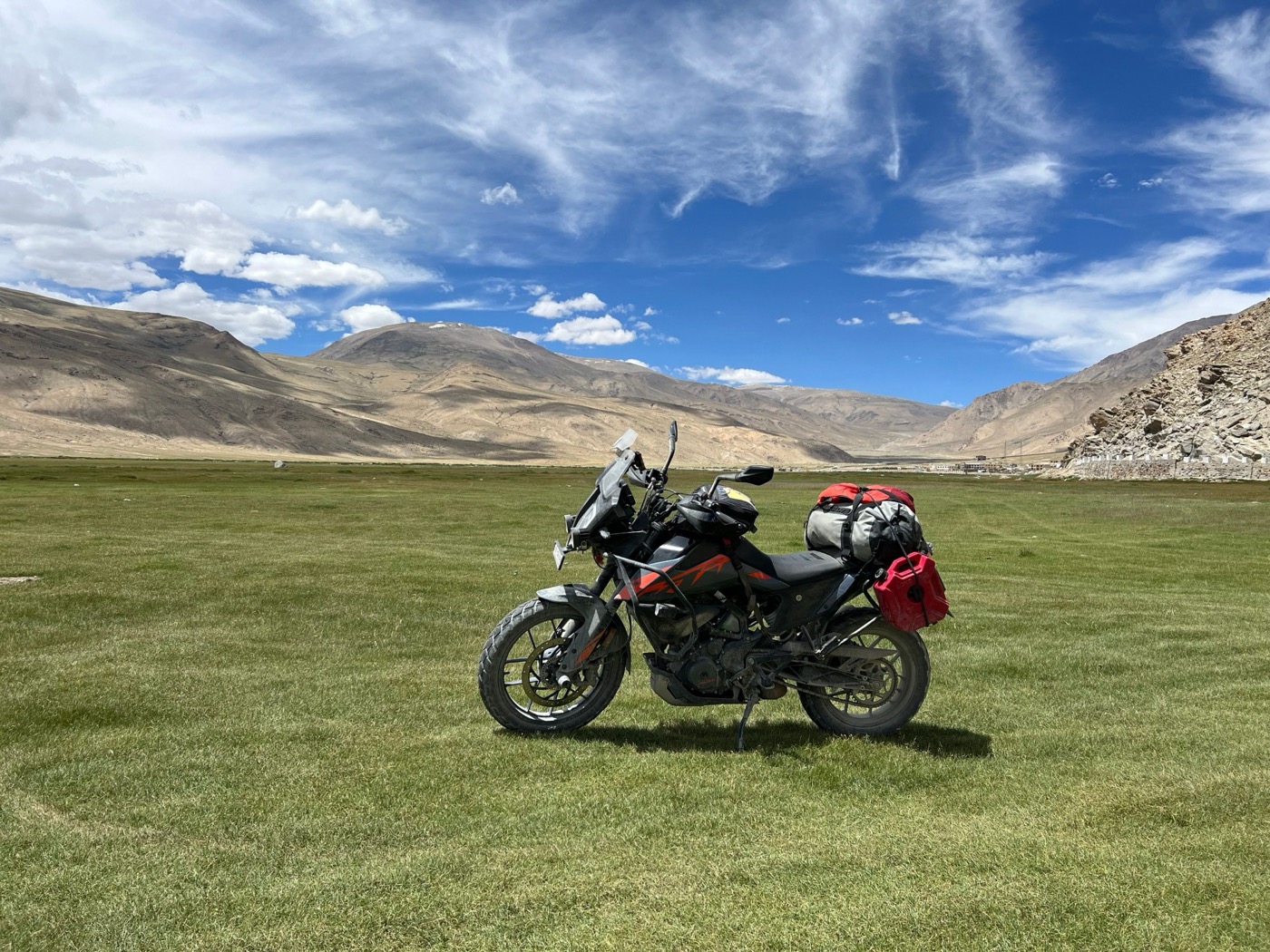 Redline Moto Rentals — The Spiti Circuit Expedition, photo 3 of 14